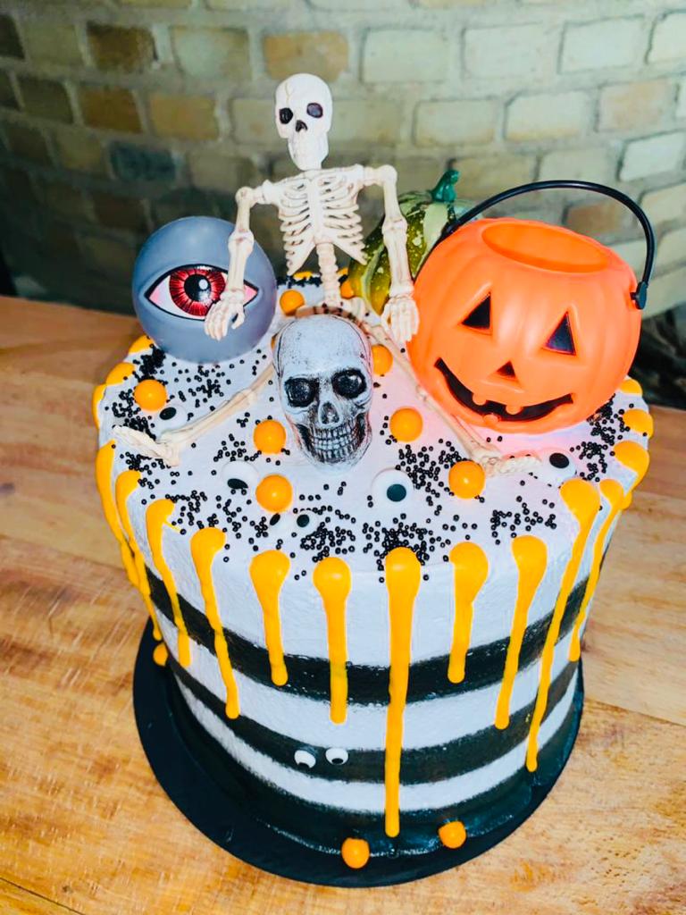 Cake- Halloween